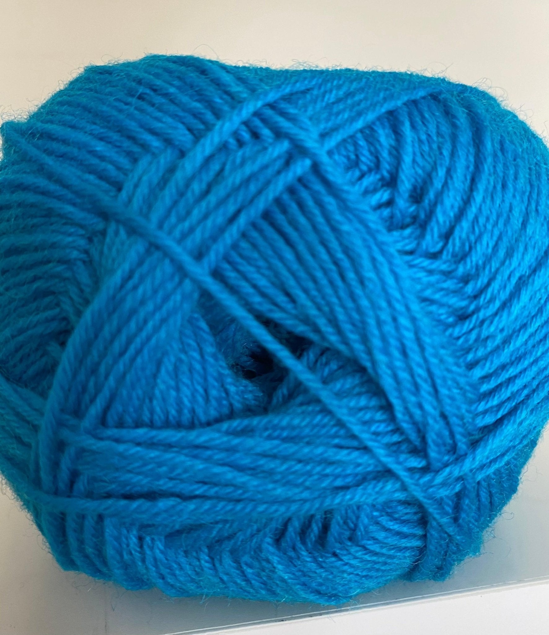 Opal 4 ply sock wool - Yarn By The Sea