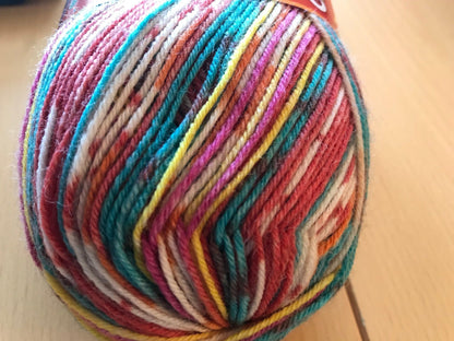 Opal 4 ply sock wool - Yarn By The Sea